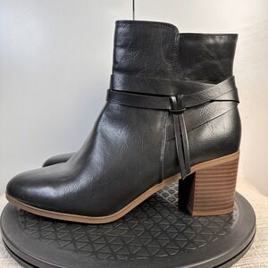 Frye and Co. Women's Sz 11M Indiana Black Ankle Boots Block Heel Western‎ Straps